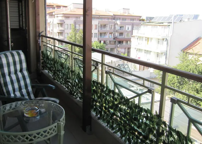 Gnezdo Sarafovo Apartmán Burgas City