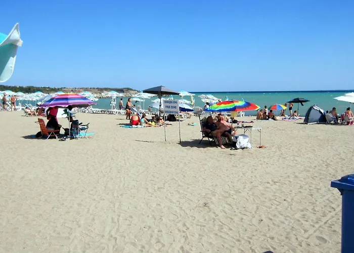 Апартаменты Gnezdo Sarafovo *