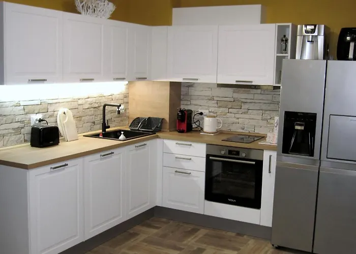 Апартаменты Gnezdo Sarafovo *