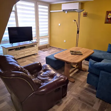 Apartament Gnezdo Sarafovo *