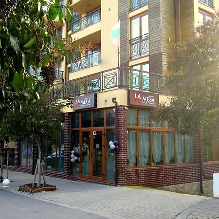 Gnezdo Sarafovo